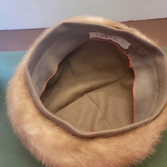 LORD & TAYLOR MINK BERET - Picture 7 of 13